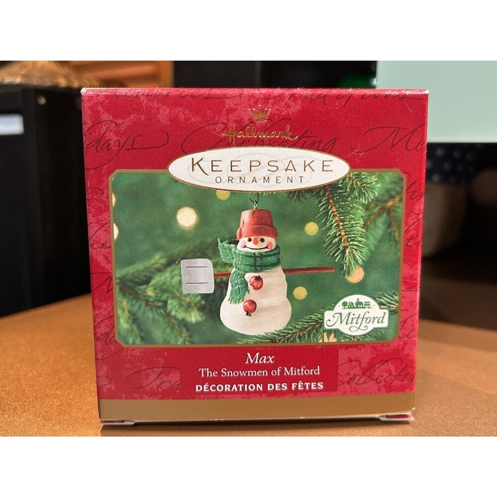 2000 Hallmark Keepsake "Max" The Snowmen of Mitford Christmas Tree Ornament (1)